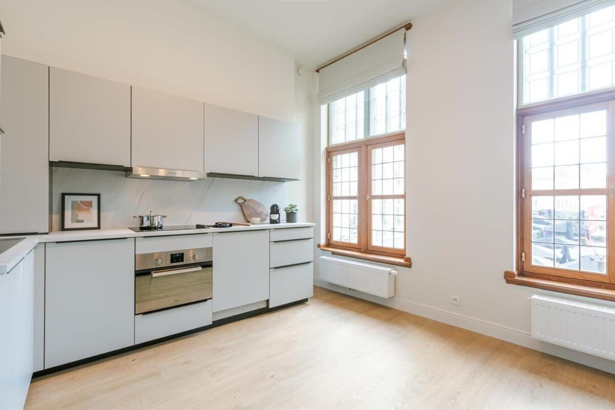 Huswell - Modern Apartment Located At Historical Main Square Αμβέρσα Εξωτερικό φωτογραφία